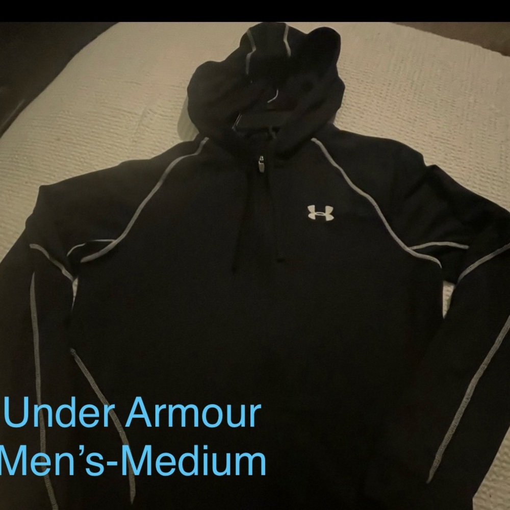 💰Under Armour Black Hooded Performance Jacket